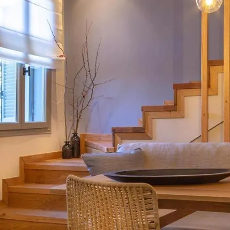 Plaka Cozy *