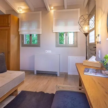 Plaka Cozy *